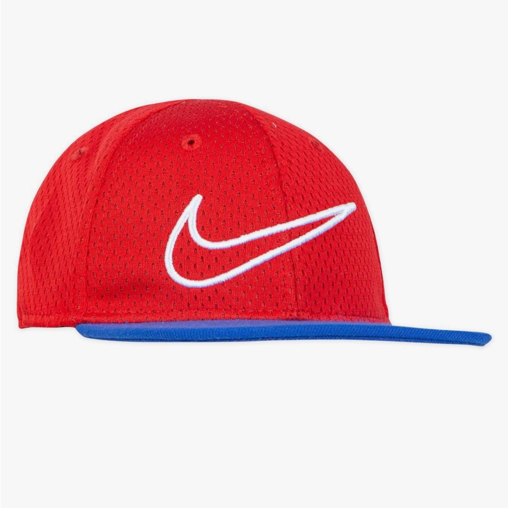 Nike Mesh SnapBack Hat kids 4-7